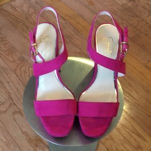 NWOT SUEDE JESSICA SIMPSON PLATFORM SANDAL